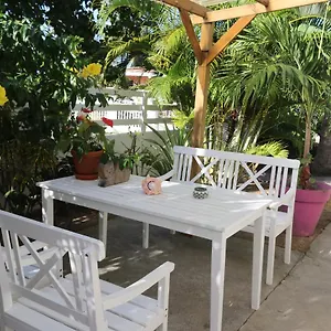 Apartment Le Colibri Et Le Frangipanier, La Trinite